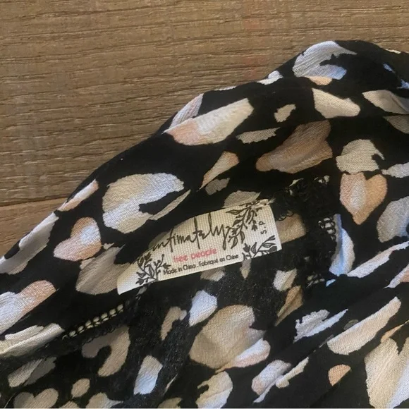 intimately free people bare it all leopard lace bodysuit - Picture 8 of 9